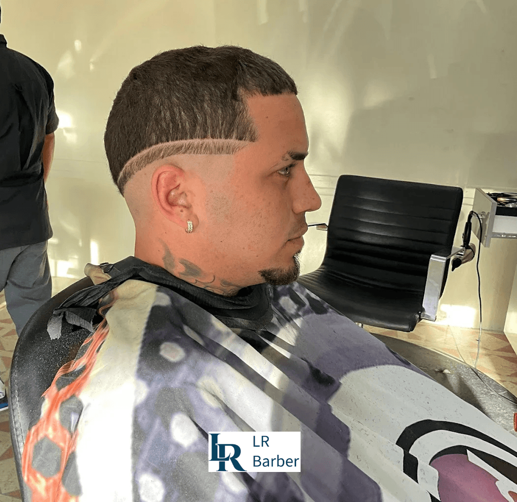 El Arte del Hair Design en Jauca: Cómo los Diseños con Navaja Transforman un Fade Tradicional - LR Barber